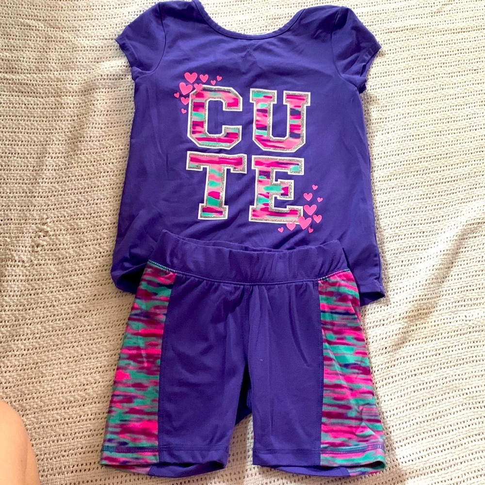 Girls shorts and shirt size 5T jumping bean brand